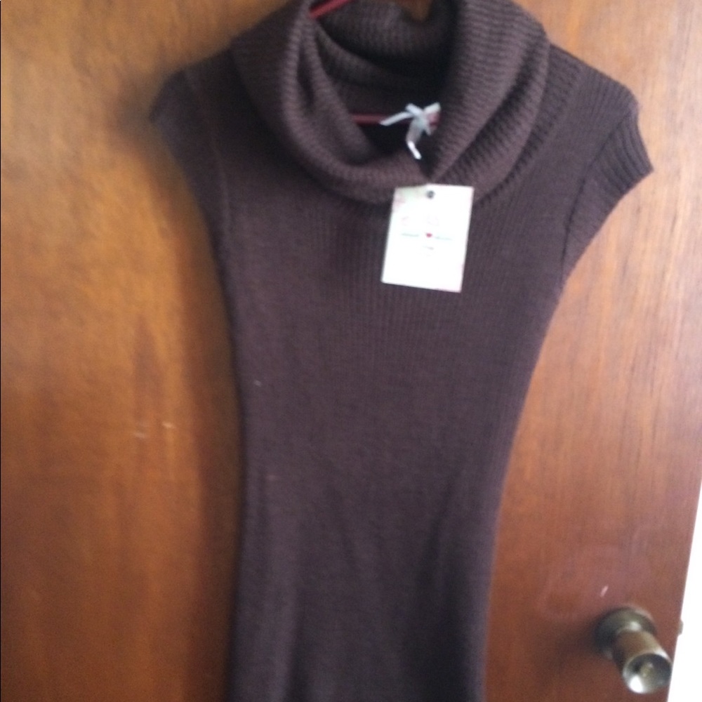 A short sleeve sweater top short sleeve